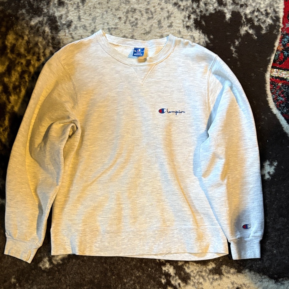 Vintage Champion Light Gray Women’s Crewneck Sweater
